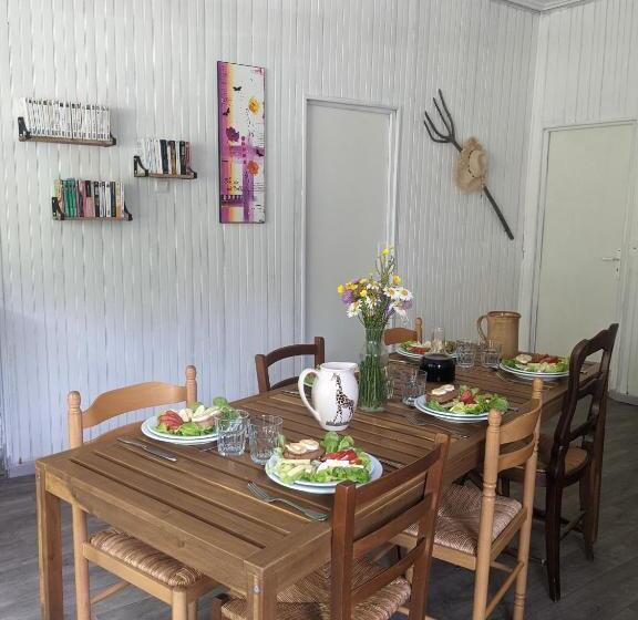 بنسيون Ferme équestre Equi Cantal