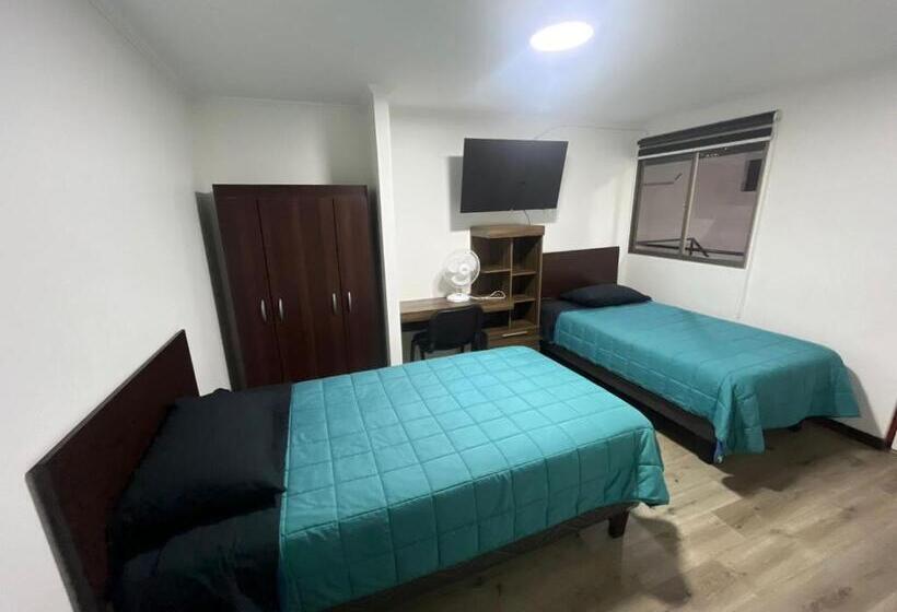 Pension Hostal The Marys House