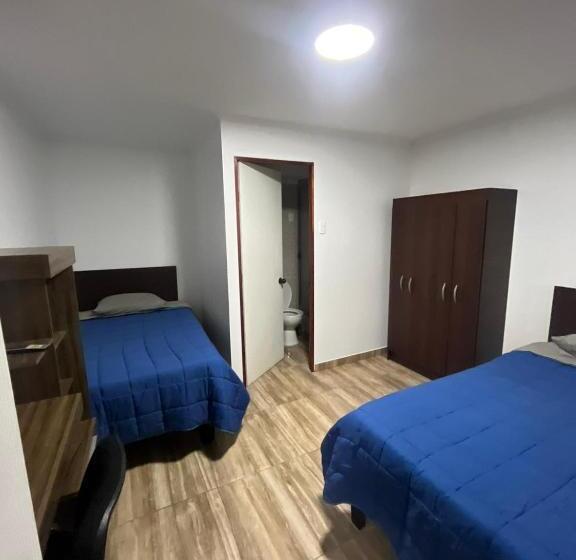 Pension Hostal The Marys House