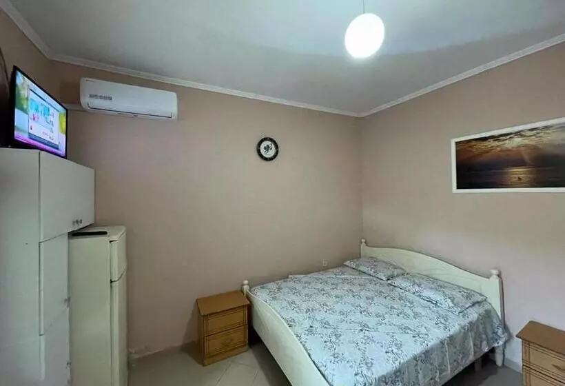 Pensió Rrjolli Rooms