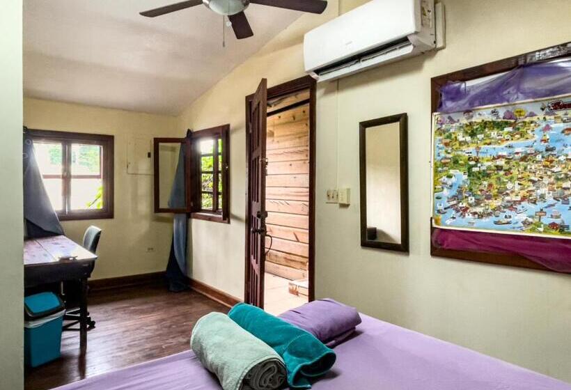 بنسيون Garden Rooms