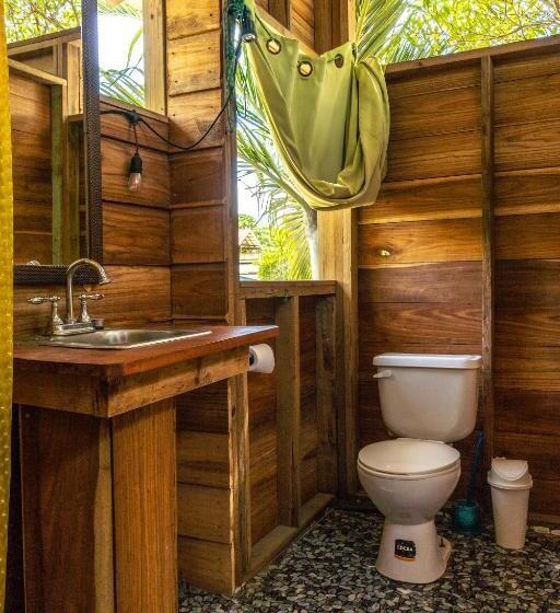 بنسيون Garden Rooms