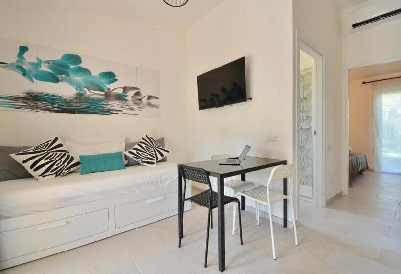 Isa   Residence In Costa Rei Just 450 Meters From The Beach, Apartments With Air Conditioning And Ou