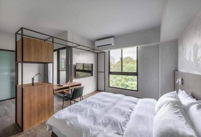 هاستل H Suite Inn