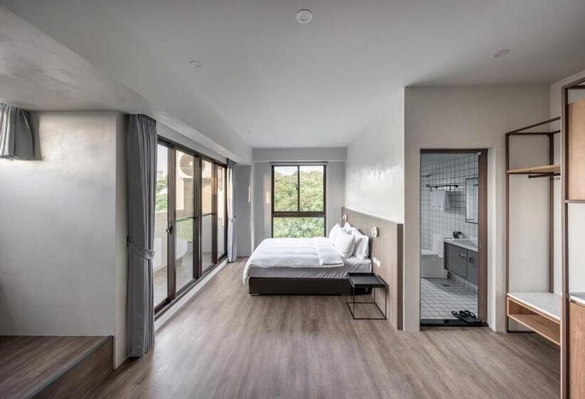 هاستل H Suite Inn