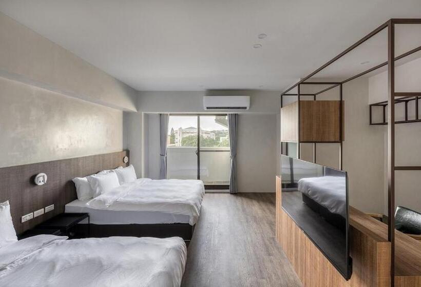 هاستل H Suite Inn