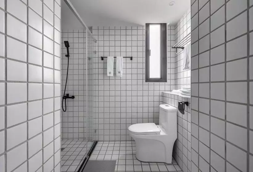 هاستل H Suite Inn