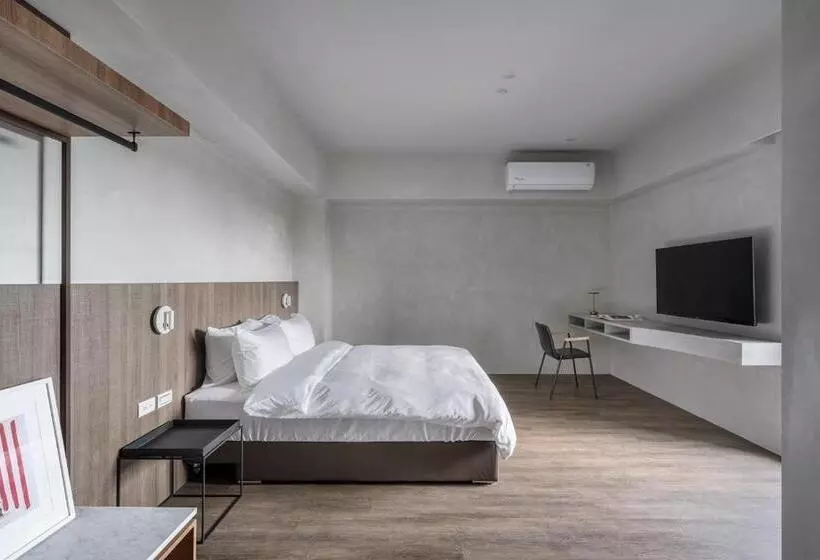 هاستل H Suite Inn