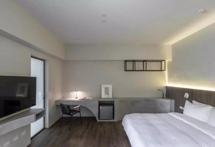 هاستل H Suite Inn