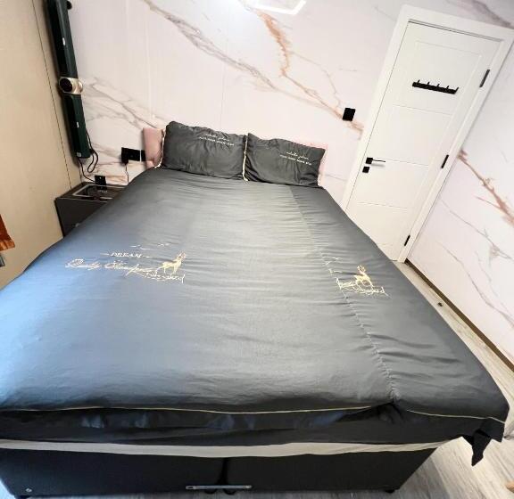 Bed and Breakfast The Welsh Space Newly Renovated!