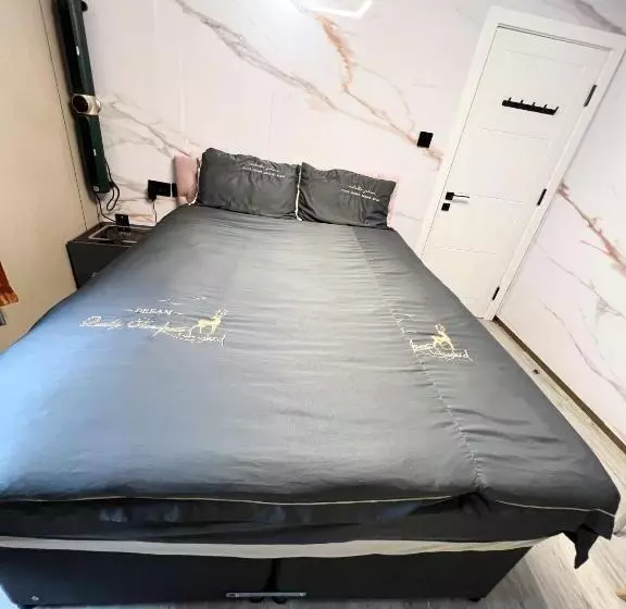 Aamiaismajoitus (B&B) The Welsh Space   Newly Renovated!