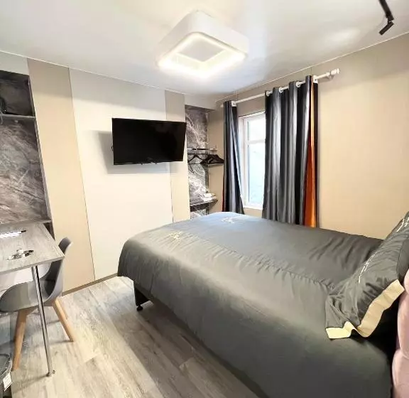 Aamiaismajoitus (B&B) The Welsh Space   Newly Renovated!