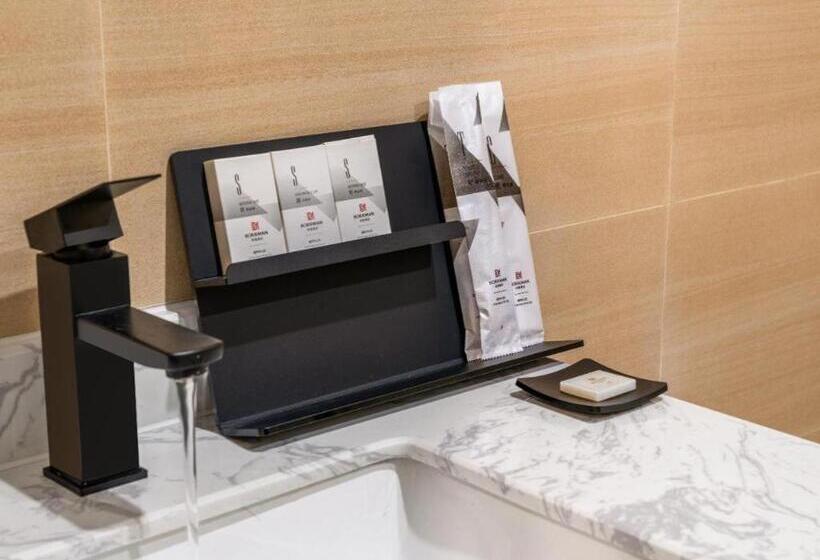 Borrman Hotel Guangzhou Xinshi Baixin Plaza Qifu Road