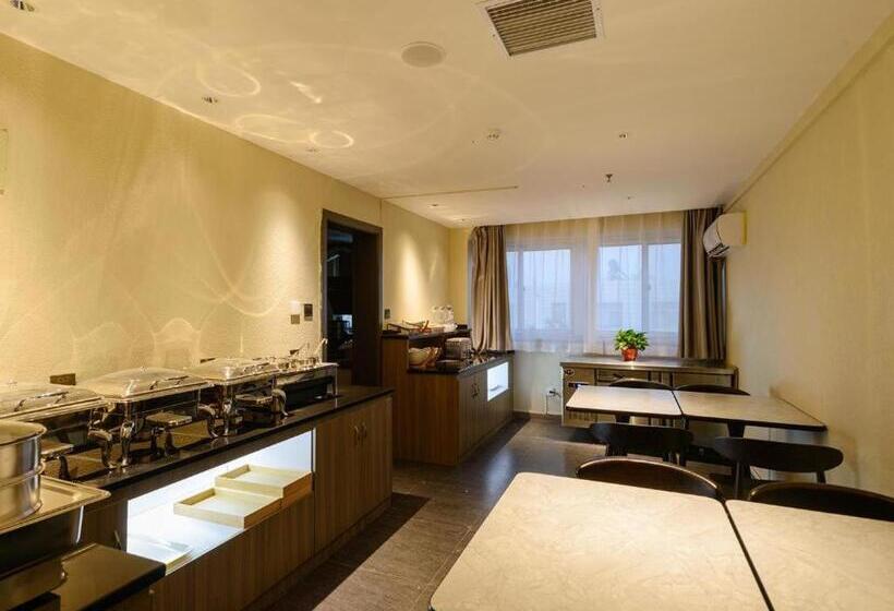 Hanting Hotel Zhengzhou Erqi Dehua Pedestrian Street