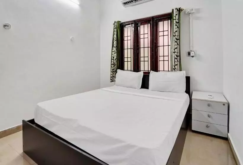 Hotelli Oyo Hisham Homes