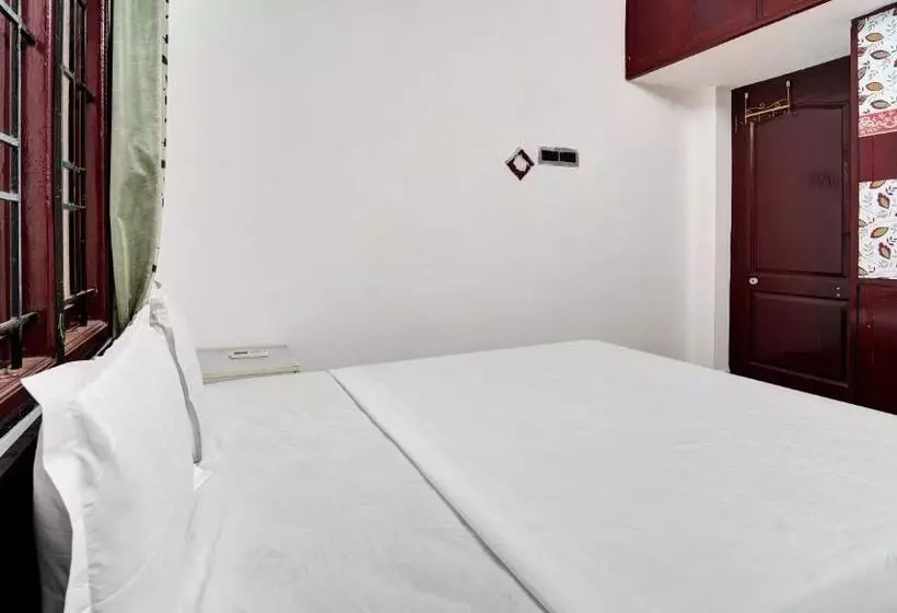 Hotelli Oyo Hisham Homes