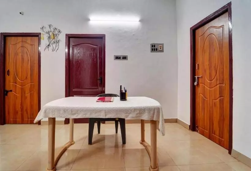 Hotelli Oyo Hisham Homes