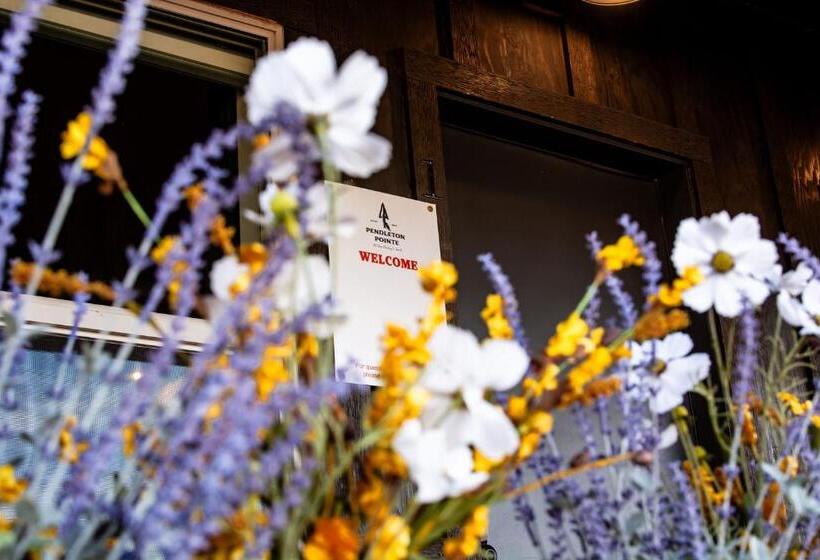 בית מלון כפרי Pendleton Pointe