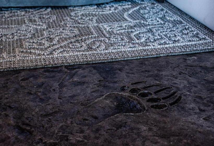 בית מלון כפרי Pendleton Pointe