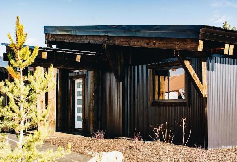 בית מלון כפרי Pendleton Pointe