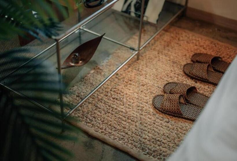 Jeju Pension Doldamnomo Jip Doldamjeom