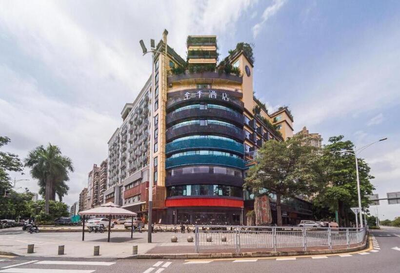 Ji Hotel Shenzhen Baoan Pingzhou Metro Station