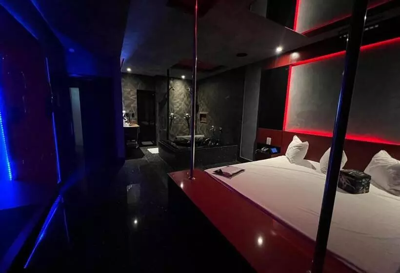 Motel Prestige Pinda 4