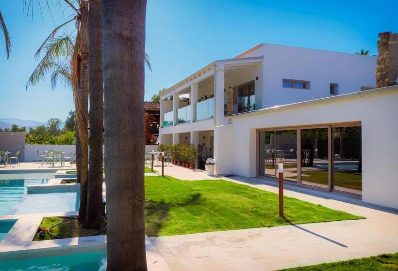 펜션 Palm Beach Resort