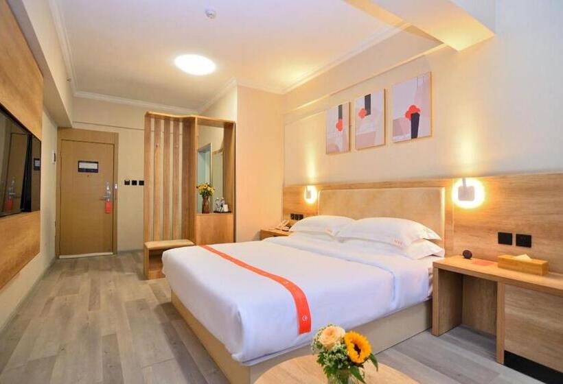 Yilong Yitang Hotel Kunming Railway Station Joy City Center