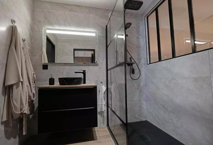 Zanzibar Suite