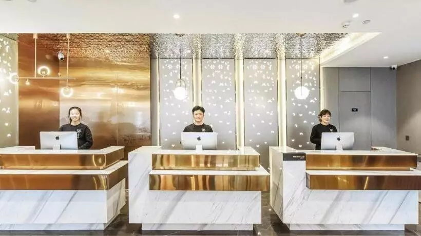 Atour Hotel Lanzhou East Market Meteorological Bureau Metro Station