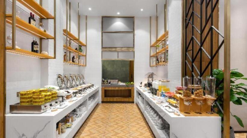 Borrman Hotel Guilin North Railway Station Zhonghao International