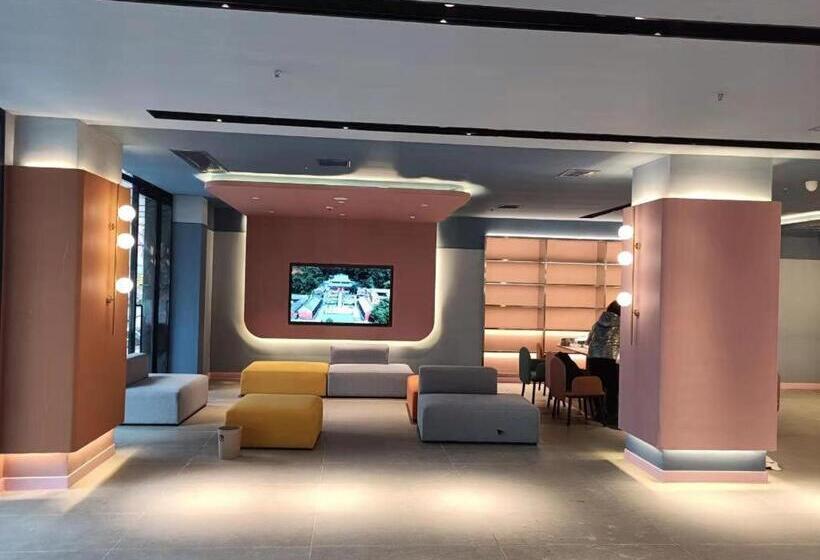 Hanting Hotel Huanggang Huangmei County