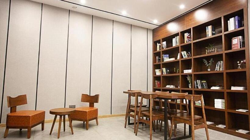 Hanting Hotel Luoyang Haust