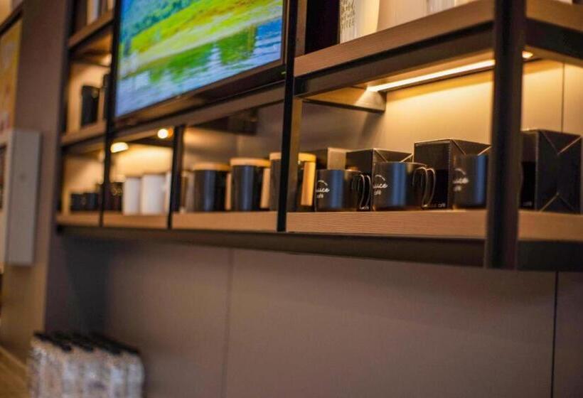 Hanting Hotel Nanchang West Station Wangcheng New District