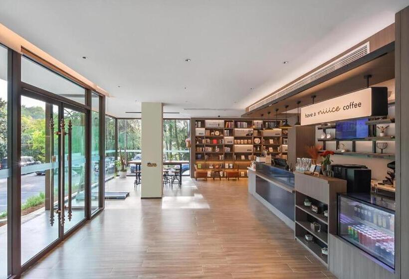 Hanting Hotel Nanjing Shangyuanmen Metro Station