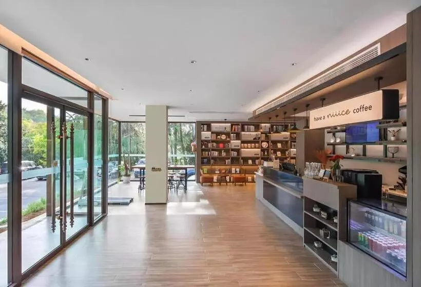 Hanting Hotel Nanjing Shangyuanmen Metro Station