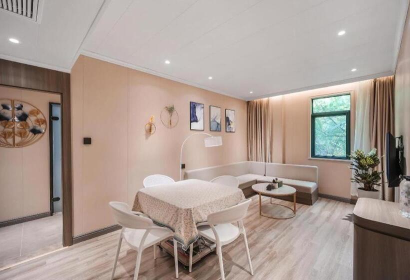 Hanting Hotel Nanjing Shangyuanmen Metro Station