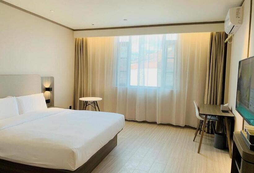 Hanting Hotel Shanghai Luodian Ancient Town