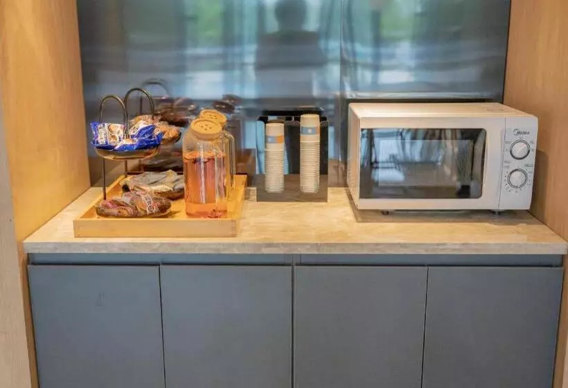 Hanting Hotel Tianjin Binhai Airport Economic Zone Metro Station