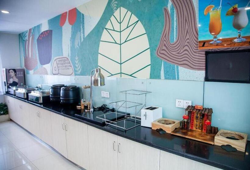 Hanting Hotel Weinan Railway Station