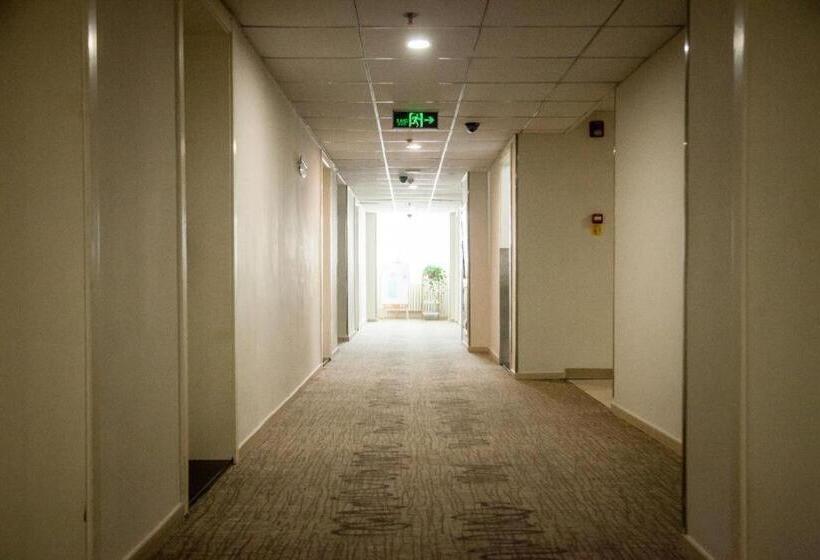 Hanting Hotel Weinan Railway Station