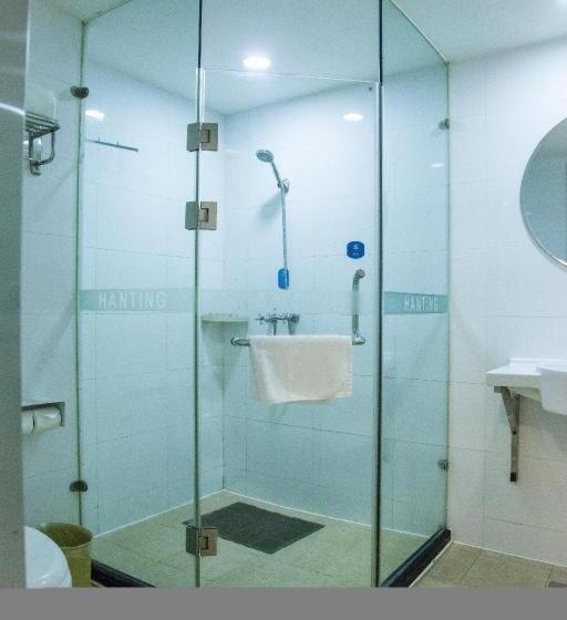 Hanting Hotel Weinan Railway Station