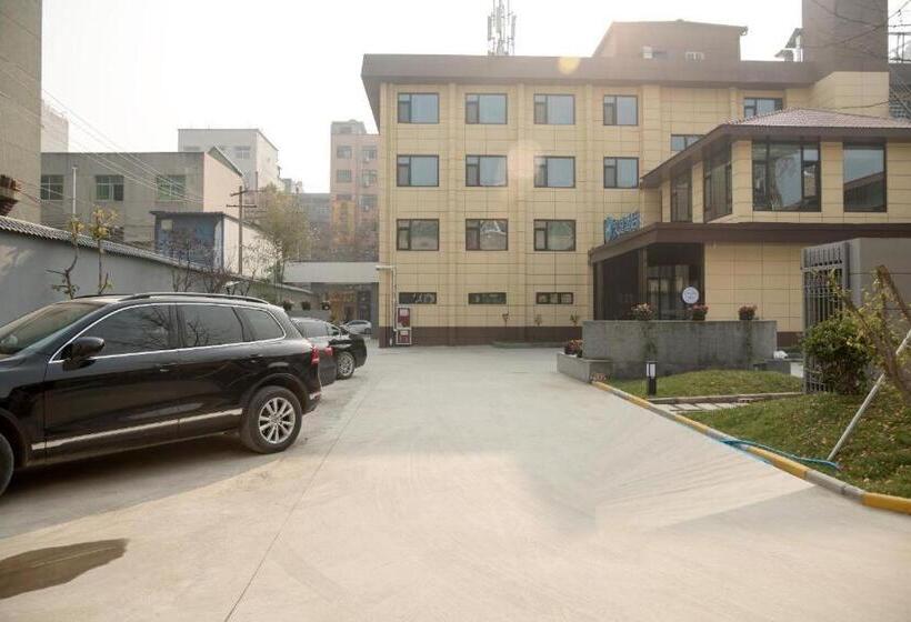 Hanting Hotel Xian Weiqunan Metro Station