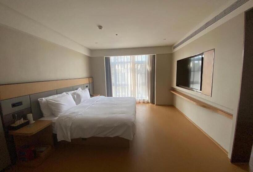 Ji Hotel Luzhou Bubugao Plaza