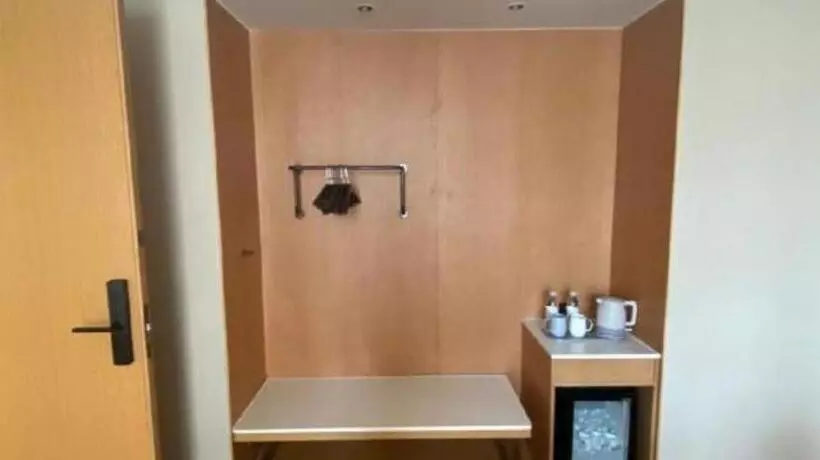 Ji Hotel Luzhou Bubugao Plaza