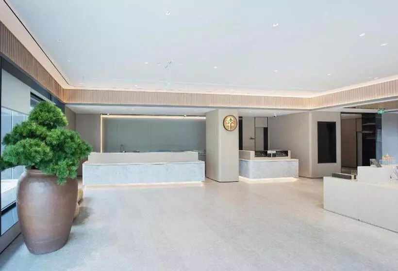 Ji Hotel Luzhou Bubugao Plaza