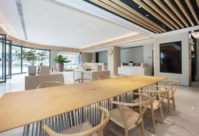 Ji Hotel Luzhou Bubugao Plaza