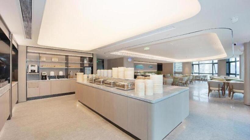 Ji Hotel Luzhou Bubugao Plaza