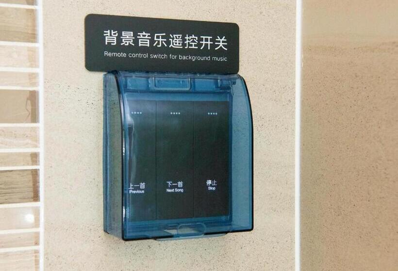 Lavande Hotel Kunming International Exhibition Center